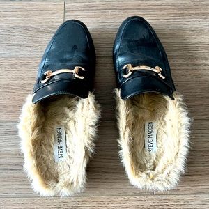 Steve Madden 8.5 black mules.